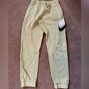 Boys XL Nike joggers. Great condition! Olive green.